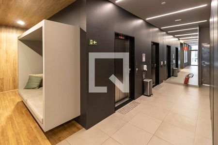 Apartamento para alugar com 69m², 2 quartos e 1 vaga Apartamento para alugar com 69m², 2 quartos e 1 vagaHall de Entrada