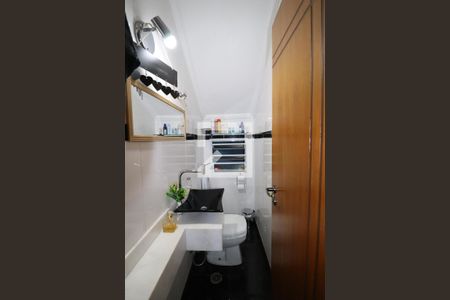 Casa à venda com 155m², 3 quartos e 5 vagasBanheiro Social