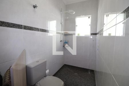 Casa à venda com 155m², 3 quartos e 5 vagasBanheiro suite 2