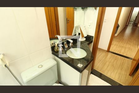 Casa à venda com 155m², 3 quartos e 5 vagasBanheiro suite 1