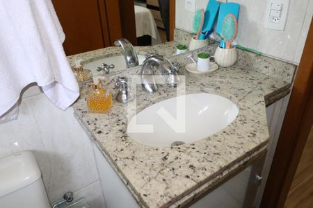 Casa à venda com 155m², 3 quartos e 5 vagasBanheiro suite 3