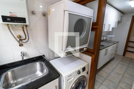 Apartamento para alugar com 71m², 2 quartos e 1 vagaÁrea de Serviço
