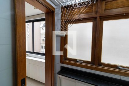 Apartamento para alugar com 71m², 2 quartos e 1 vagaÁrea de Serviço