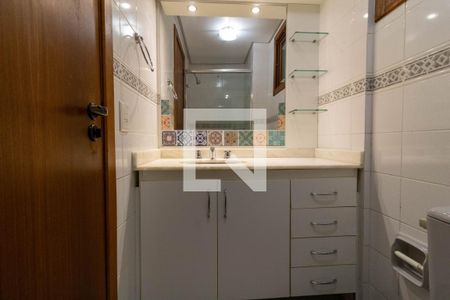 Apartamento para alugar com 71m², 2 quartos e 1 vagaBanheiro
