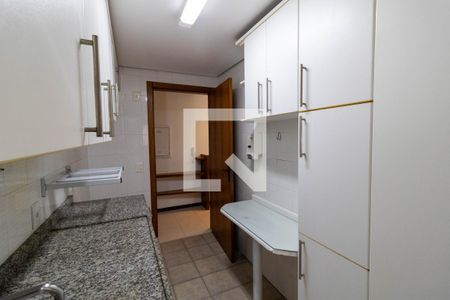 Apartamento para alugar com 71m², 2 quartos e 1 vagaCozinha