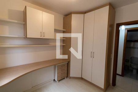 Apartamento para alugar com 71m², 2 quartos e 1 vagaQuarto