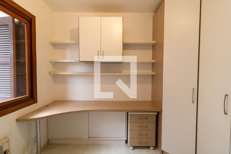 Apartamento para alugar com 71m², 2 quartos e 1 vagaQuarto