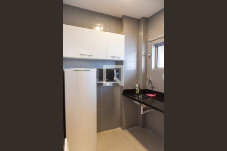 Cozinha de apartamento para alugar com 1 quarto, 27m² em Liberdade, São Paulo