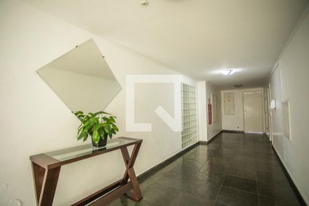 Apartamento à venda com 67m², 2 quartos e 2 vagas Apartamento à venda com 67m², 2 quartos e 2 vagasHall Social