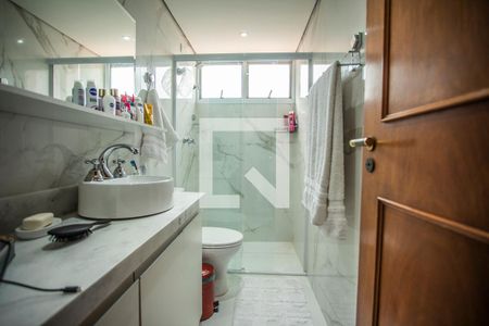 Apartamento à venda com 67m², 2 quartos e 2 vagas Apartamento à venda com 67m², 2 quartos e 2 vagasBanheiro