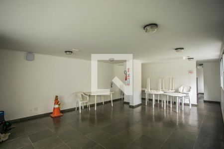 Apartamento à venda com 67m², 2 quartos e 2 vagas Apartamento à venda com 67m², 2 quartos e 2 vagasÁrea comum - Salão de festas
