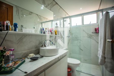 Apartamento à venda com 67m², 2 quartos e 2 vagas Apartamento à venda com 67m², 2 quartos e 2 vagasBanheiro