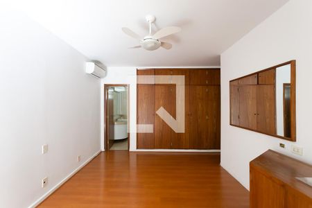 Casa para alugar com 350m², 5 quartos e 4 vagasSuíte