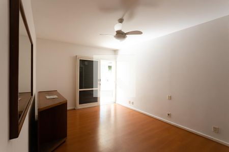 Casa para alugar com 350m², 5 quartos e 4 vagasSuíte