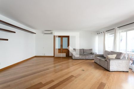Sala de casa à venda com 5 quartos, 350m² em Boaçava, São Paulo