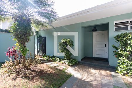 Casa para alugar com 350m², 5 quartos e 4 vagasFachada