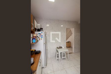 Casa de condomínio para alugar com 100m², 3 quartos e 2 vagas Casa de condomínio para alugar com 100m², 3 quartos e 2 vagasCozinha