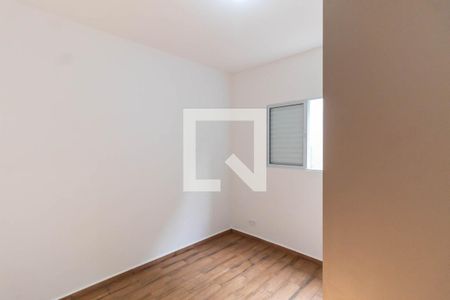 Quarto 2 de apartamento para alugar com 2 quartos, 42m² em Parque Maria Luiza, São Paulo