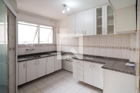 Cozinha de apartamento para alugar com 3 quartos, 75m² em Jardim Taquaral, São Paulo