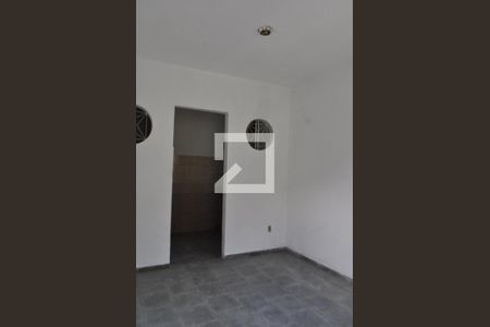 Sala e Dormitório de kitnet/studio para alugar com 1 quarto, 15m² em Freguesia de Jacarepaguá, Rio de Janeiro