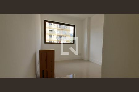 Quarto Suíte de apartamento para alugar com 2 quartos, 64m² em Freguesia de Jacarepaguá, Rio de Janeiro