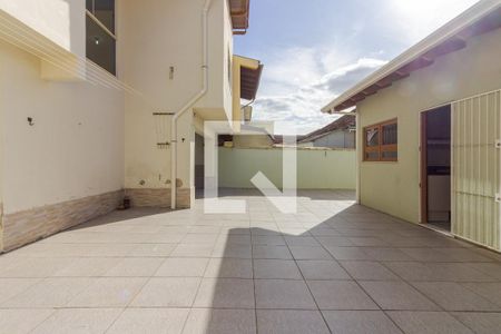 Casa à venda com 180m², 3 quartos e 3 vagasÁrea comum