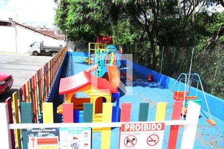 Playground de apartamento para alugar com 2 quartos, 48m² em Jardim da Gloria, Cotia