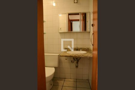 Banheiro de apartamento para alugar com 2 quartos, 48m² em Jardim da Gloria, Cotia