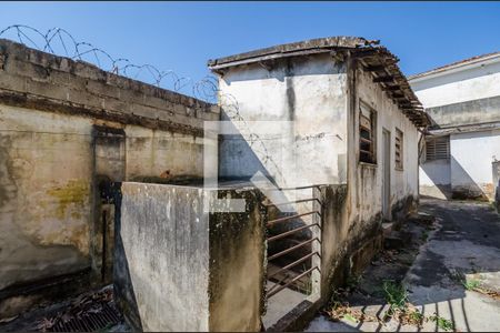 Casa à venda com 500m², 6 quartos e 3 vagas Casa à venda com 500m², 6 quartos e 3 vagasQuintal