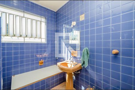 Casa à venda com 500m², 6 quartos e 3 vagas Casa à venda com 500m², 6 quartos e 3 vagasBanheiro