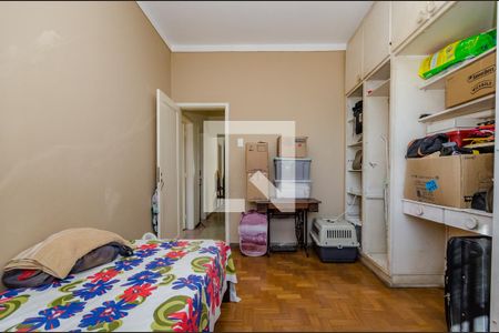 Casa à venda com 500m², 6 quartos e 3 vagas Casa à venda com 500m², 6 quartos e 3 vagasQuarto 3