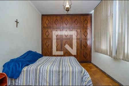 Casa à venda com 500m², 6 quartos e 3 vagas Casa à venda com 500m², 6 quartos e 3 vagasQuarto 2