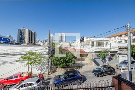 Casa à venda com 500m², 6 quartos e 3 vagas Casa à venda com 500m², 6 quartos e 3 vagasVaranda da Sala