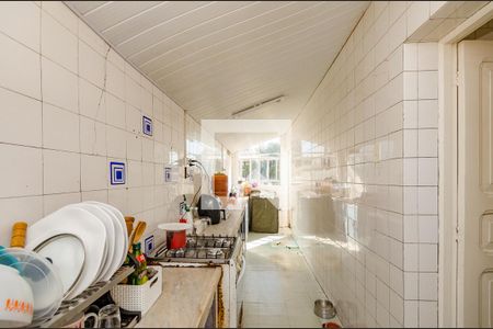 Casa à venda com 500m², 6 quartos e 3 vagas Casa à venda com 500m², 6 quartos e 3 vagasCozinha