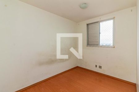 Quarto 1 de apartamento para alugar com 2 quartos, 51m² em Vila Silva Ribeiro, Carapicuíba