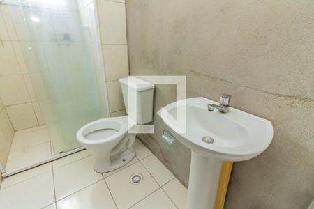 Apartamento para alugar com 51m², 2 quartos e 1 vagaDetalhe do banheiro