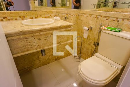 Apartamento para alugar com 196m², 3 quartos e 3 vagasLavabo