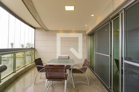 Apartamento para alugar com 196m², 3 quartos e 3 vagasVaranda da Sala/Cozinha