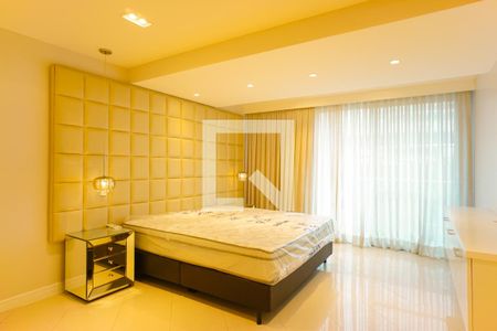 Apartamento para alugar com 196m², 3 quartos e 3 vagasSuíte 1