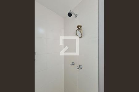 Apartamento para alugar com 61m², 2 quartos e 1 vaga Apartamento para alugar com 61m², 2 quartos e 1 vagaBanheiro da Suíte