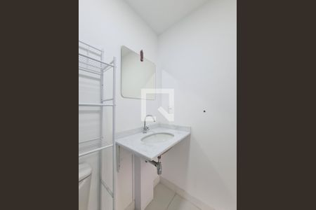 Apartamento para alugar com 61m², 2 quartos e 1 vaga Apartamento para alugar com 61m², 2 quartos e 1 vagaBanheiro da Suíte