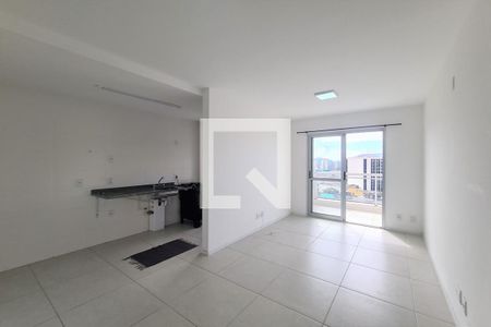 Sala de apartamento para alugar com 2 quartos, 61m² em Todos Os Santos, Rio de Janeiro