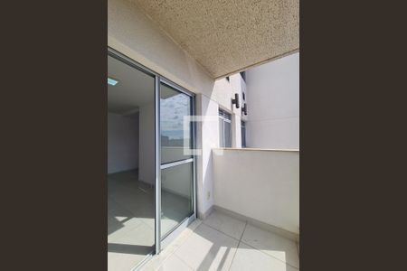 Varanda de apartamento para alugar com 2 quartos, 61m² em Todos Os Santos, Rio de Janeiro