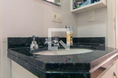 Casa à venda com 90m², 3 quartos e 2 vagas Casa à venda com 90m², 3 quartos e 2 vagasBanheiro da suíte