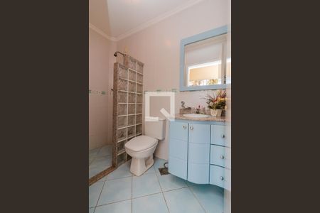 Casa à venda com 340m², 6 quartos e 7 vagasBanheiro 3