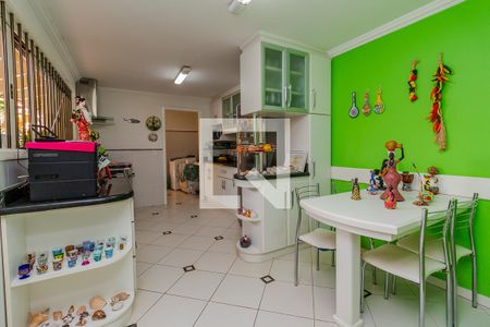 Casa à venda com 340m², 6 quartos e 7 vagasCozinha