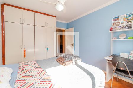 Casa à venda com 340m², 6 quartos e 7 vagasQuarto 2