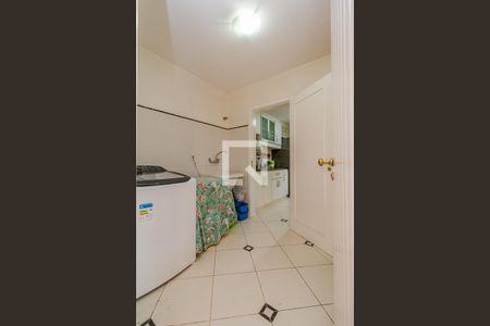 Casa à venda com 340m², 6 quartos e 7 vagasÁrea de Serviço