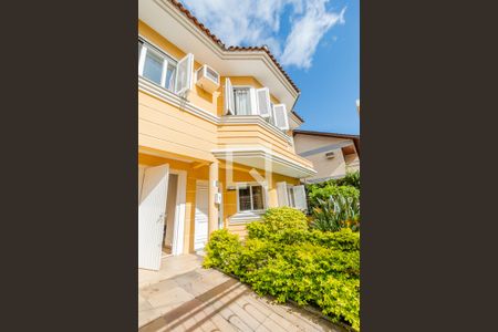 Casa à venda com 340m², 6 quartos e 7 vagasFachada