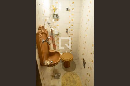 Casa à venda com 380m², 3 quartos e 2 vagasLavabo